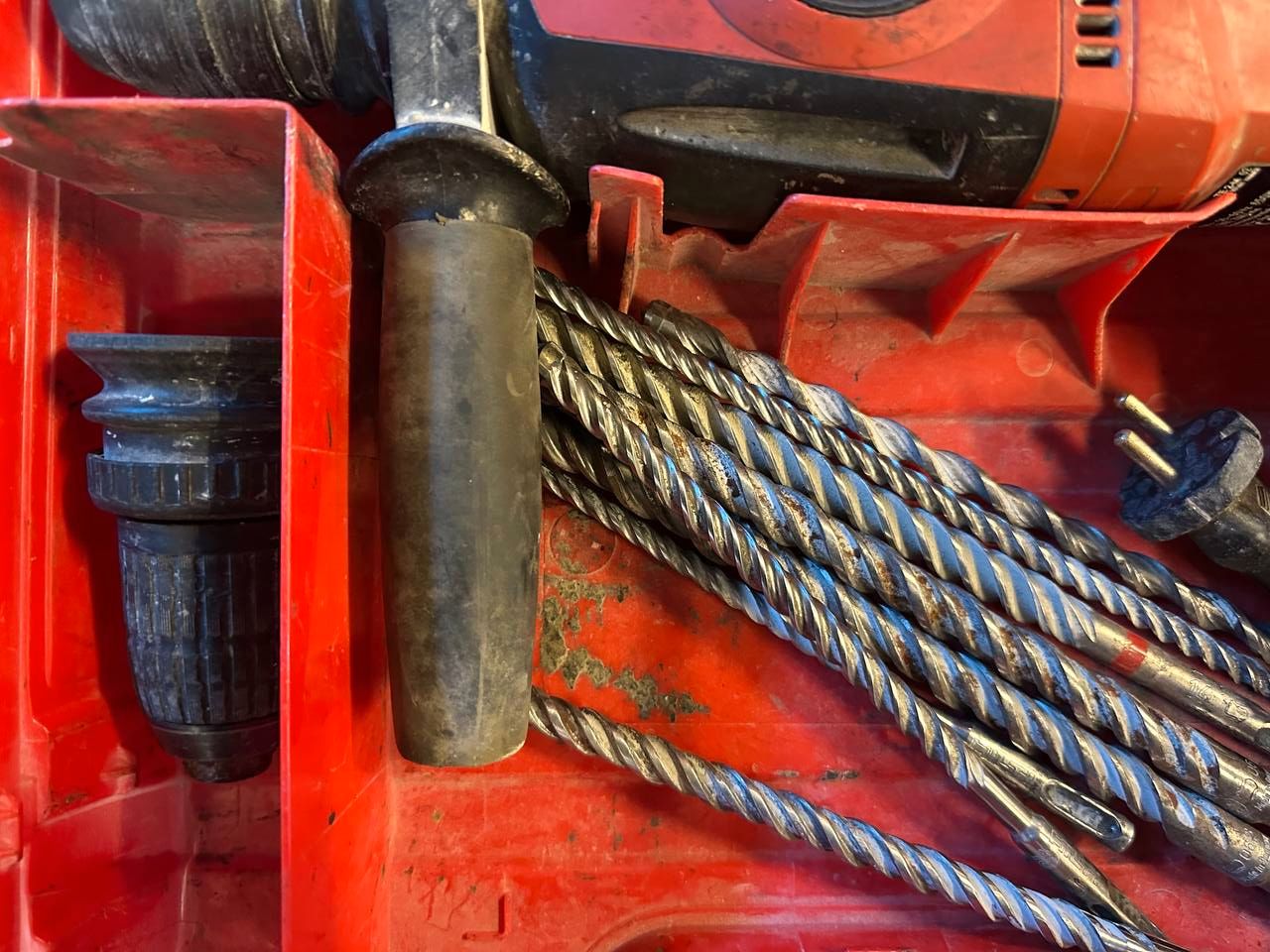 Hilti TE 2-M SDS Plus Borhammer med Tilbehør