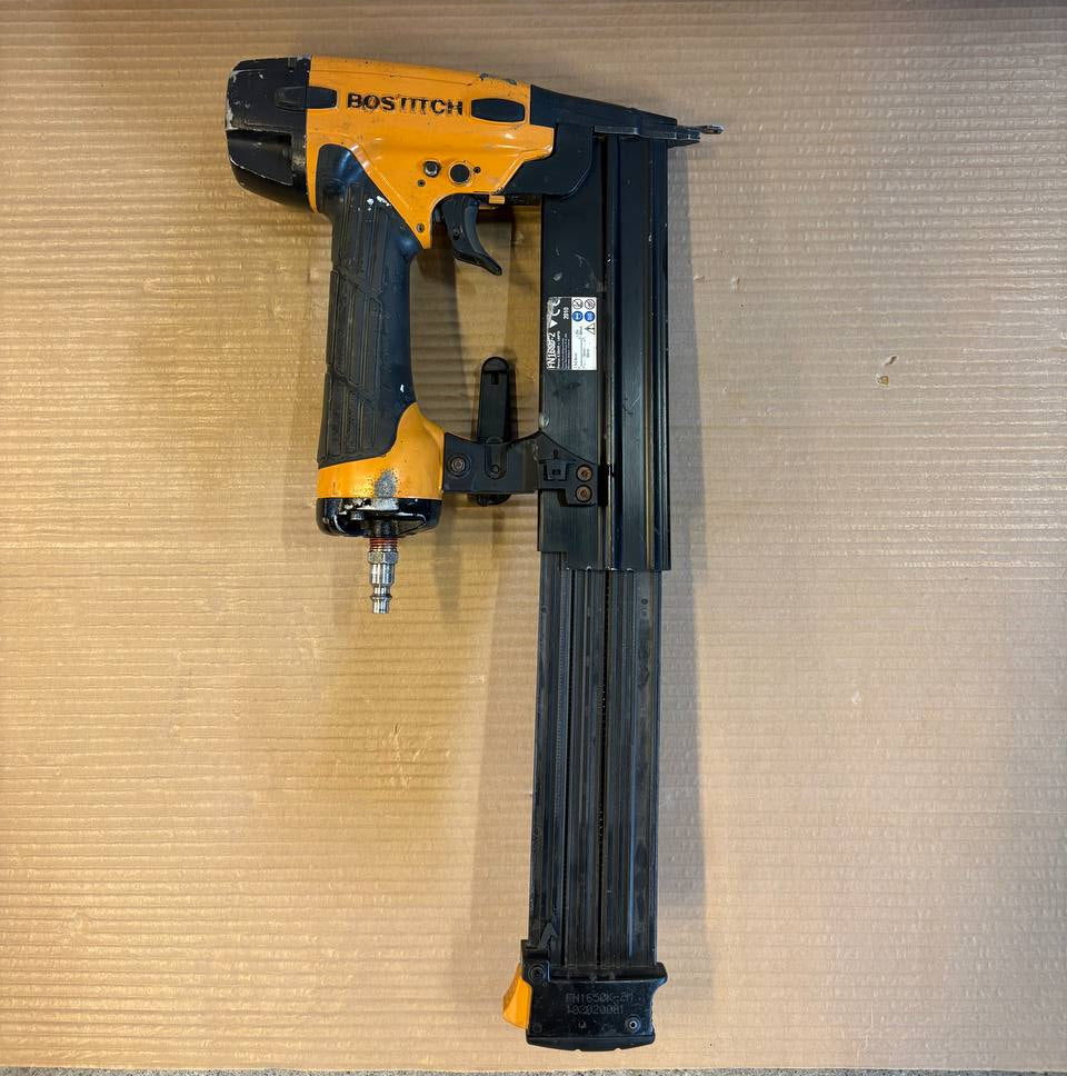 Bostitch FN 1650-2 Dykkertpistol (16 GA)