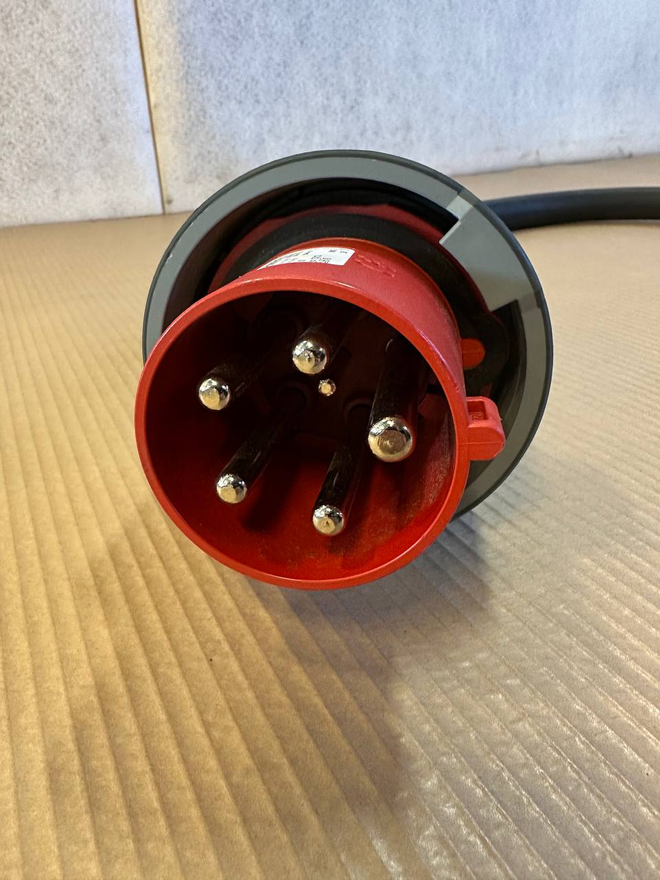 Mennekes PowerTOP® Xtra 63A IP67 – Støpsel + Skjøtekontakt + 122 cm kabel