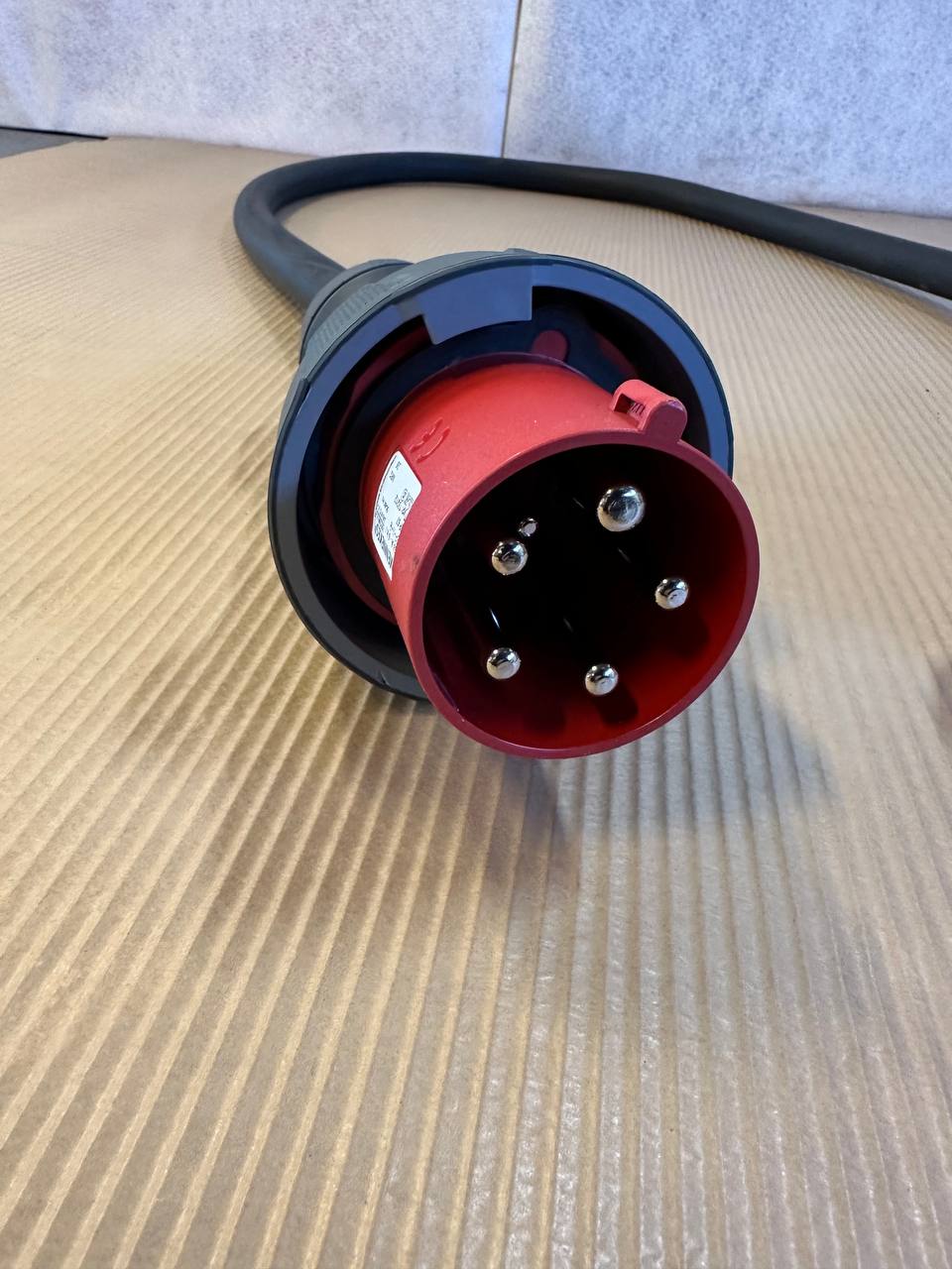 Mennekes PowerTOP® Xtra 63A IP67 – Støpsel + Skjøtekontakt + 220 cm kabel