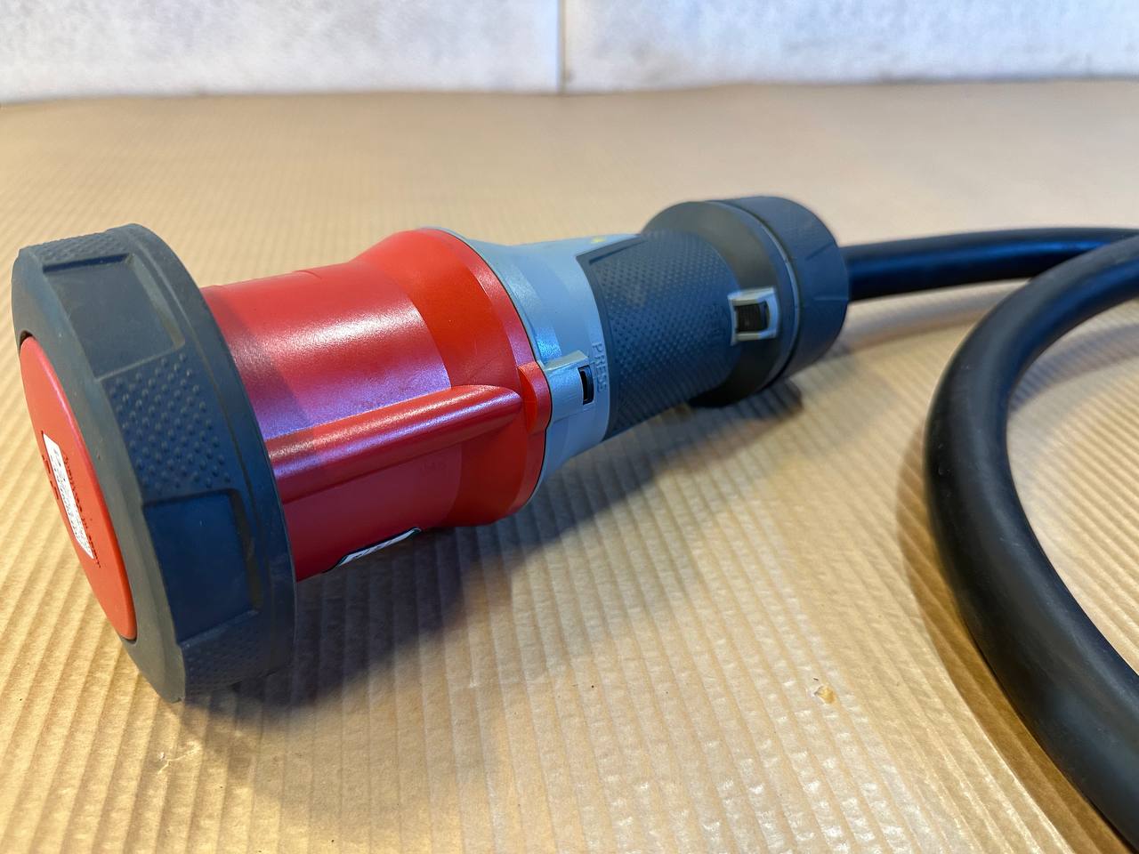 Mennekes PowerTOP® Xtra 63A IP67 – Støpsel + Skjøtekontakt + 360 cm kabel