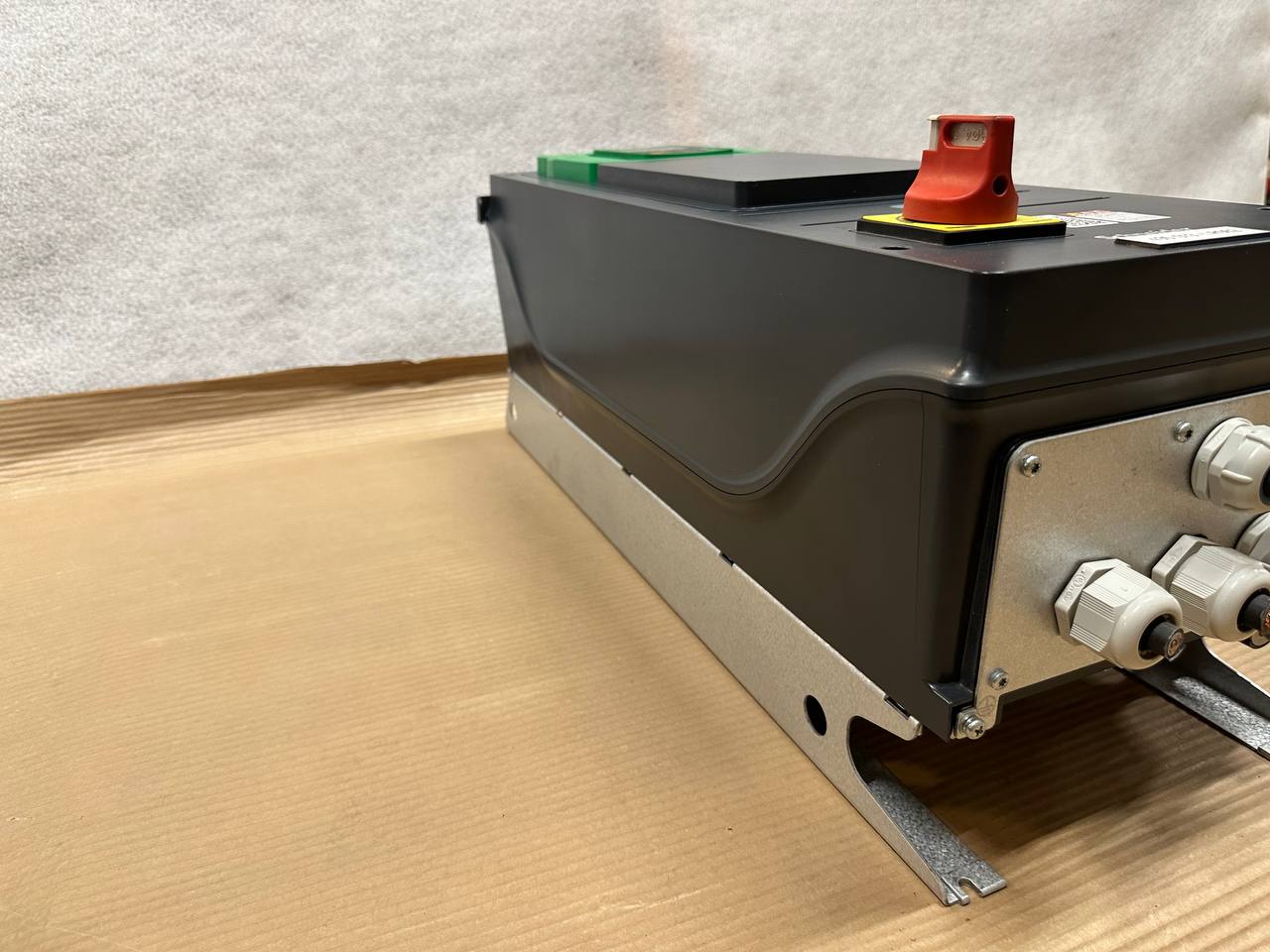 Schneider Altivar Process ATV650 | 4 kW (5 HP) | IP55 – justerbar fart & sikkerhetsbryter