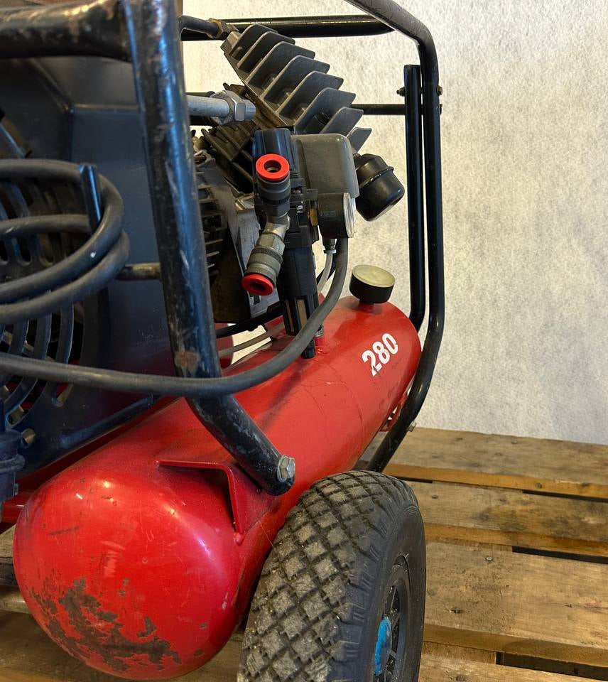 Motek 280/24 Kompressor | 24 L tank – 1,5 kW, 11 bar