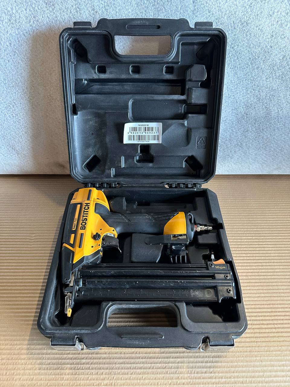 Dykkertpistol Bostitch FN1650SP‑M