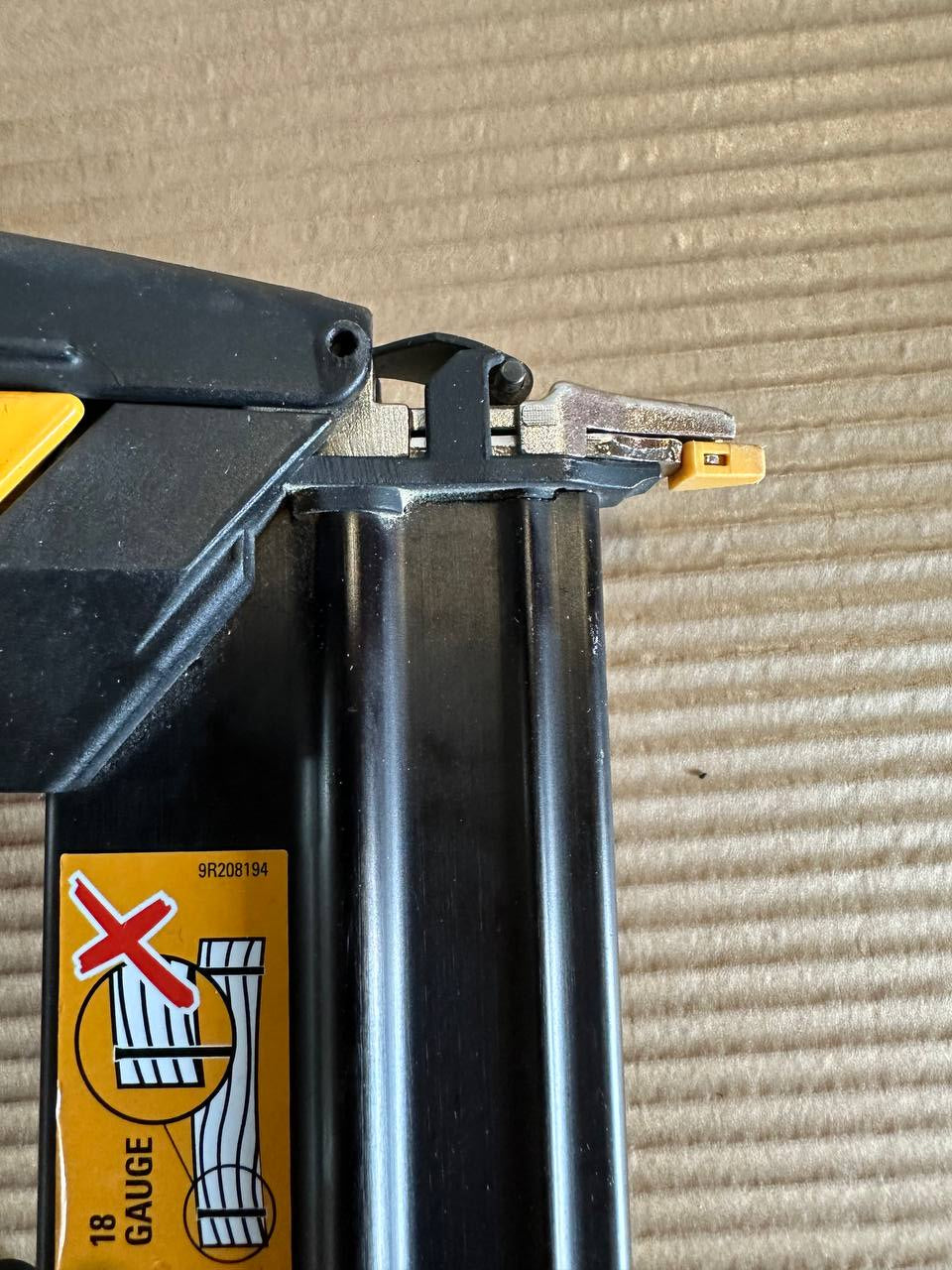 Dykkertpistol Bostitch FN1650SP‑M