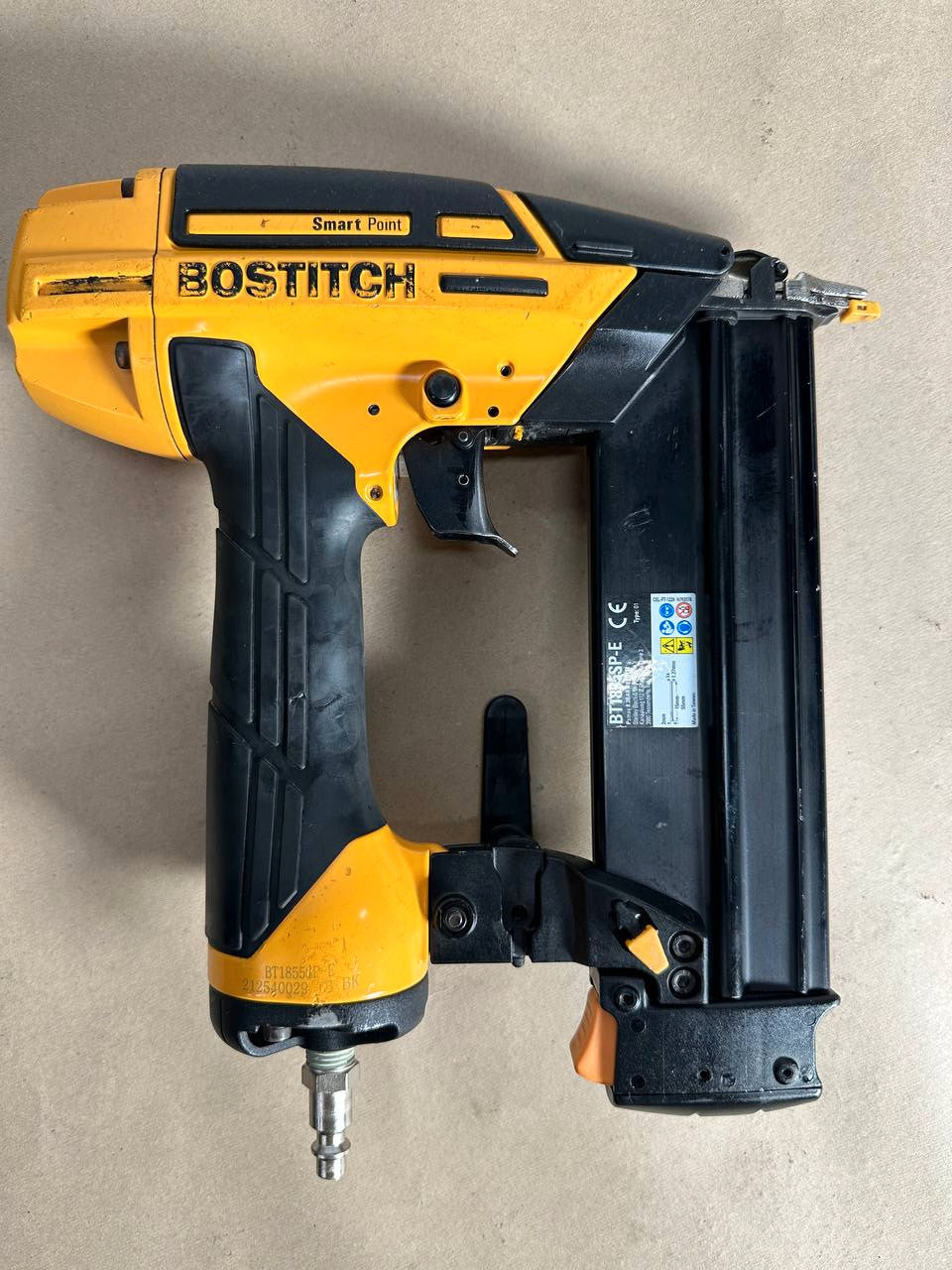 Bostitch BT1855SP-E Pneumatisk Dykkertpistol