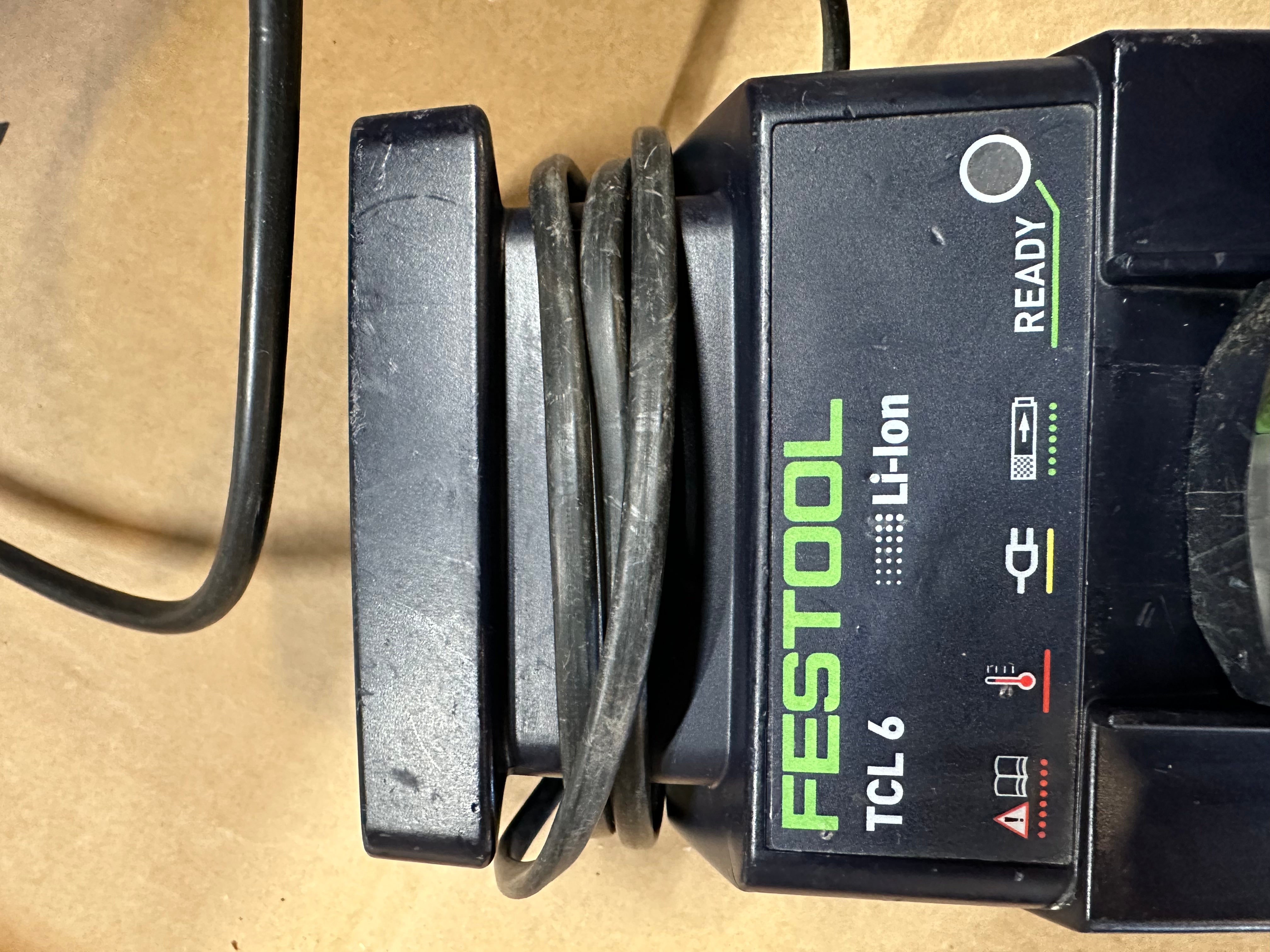 Festool DWC 18-2500 Skruautomat, AF 55 DWC magasininnsats, TCL 6 ladestasjon