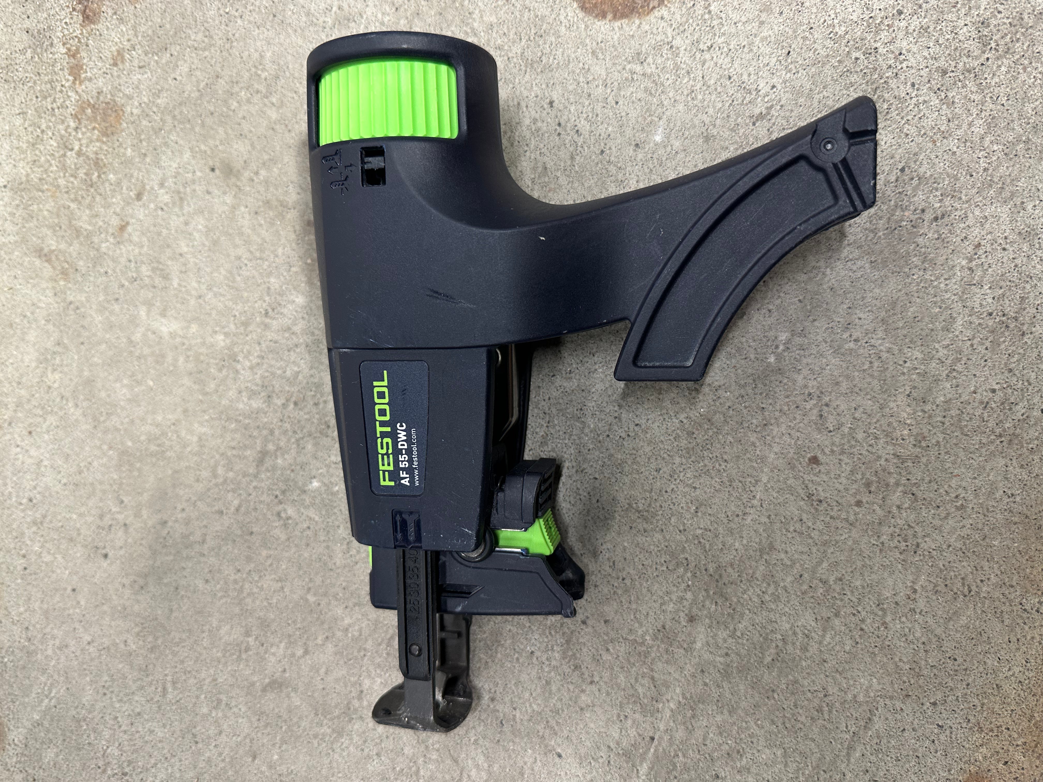 Festool DWC 18-2500 Skruautomat, AF 55 DWC magasininnsats, TCL 6 ladestasjon