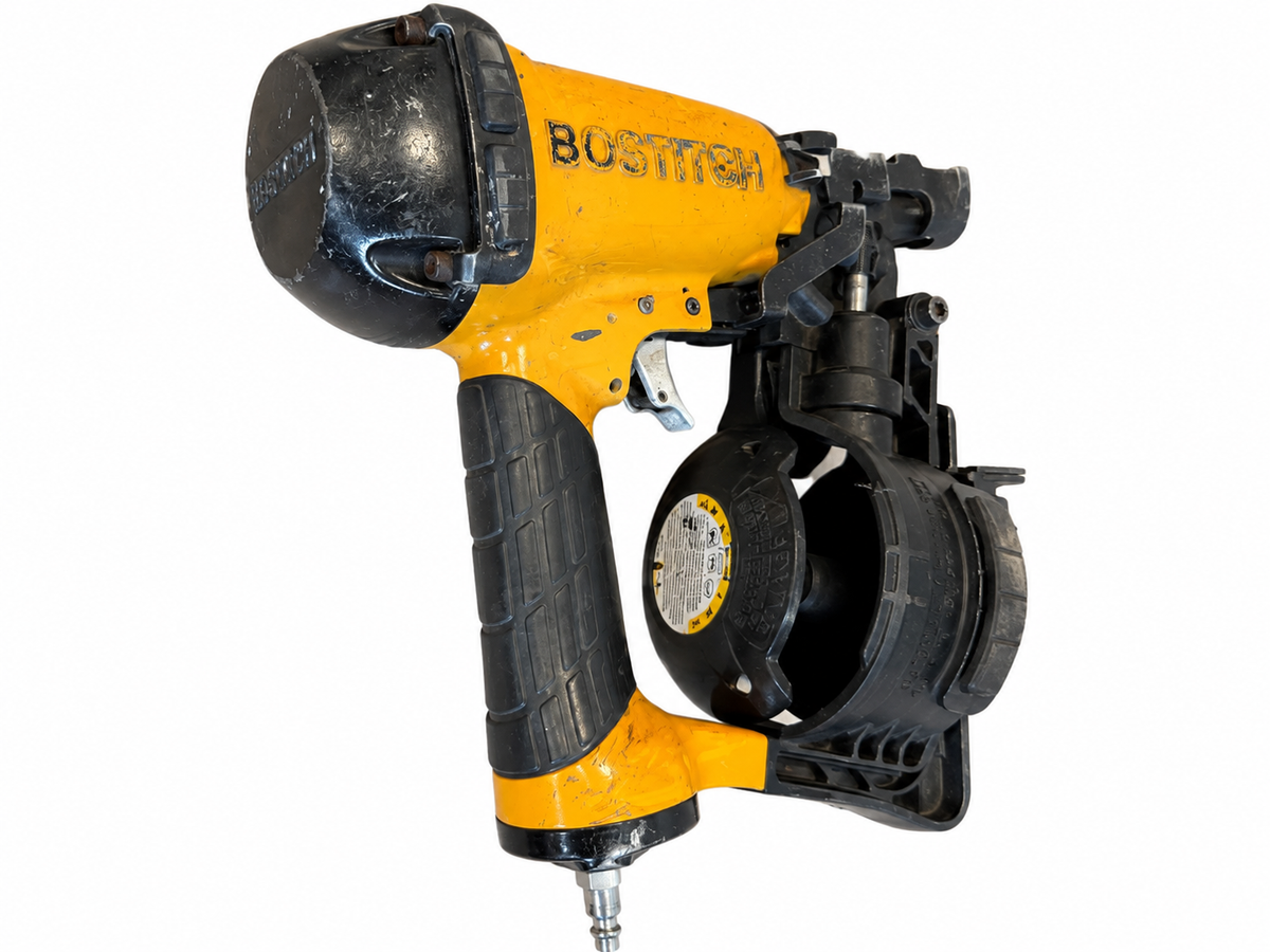 Bostitch RN46K‑2‑E – Pneumatisk coil-spikerpistol (uten koffert)