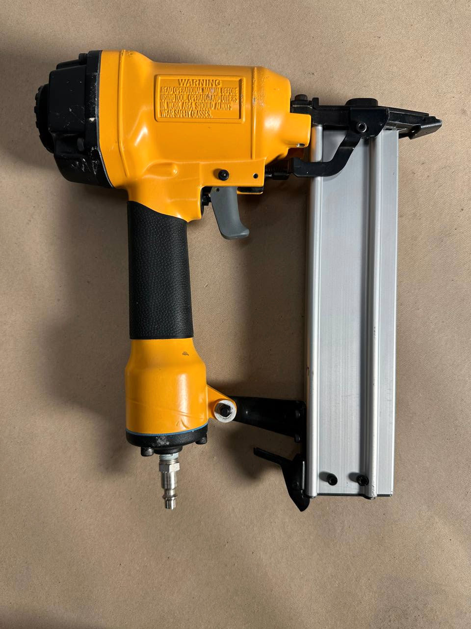 Bostitch SB-HC50FN Dykkertpistol for Betong og Harde Materialer