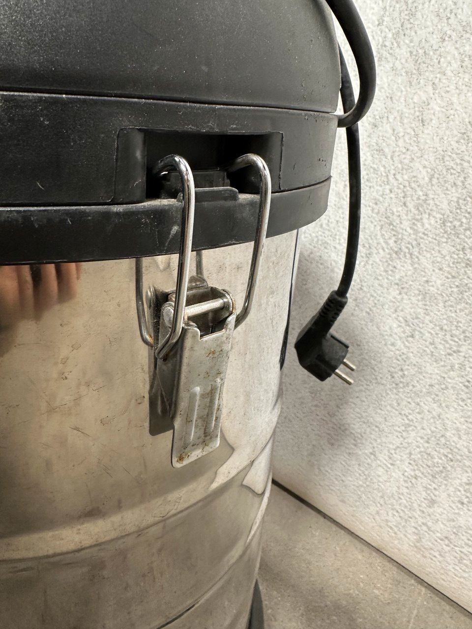 Biltema WD 1200/30 | Våt- og Tørrstøvsuger