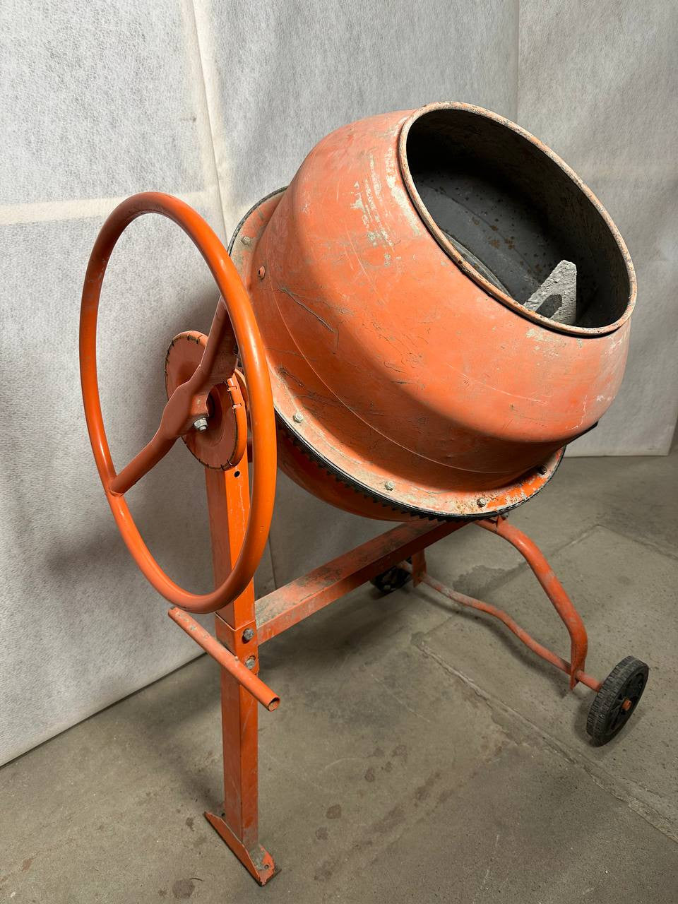 Limex 125 LP betongblander | 125L kapasitet | 700W motor