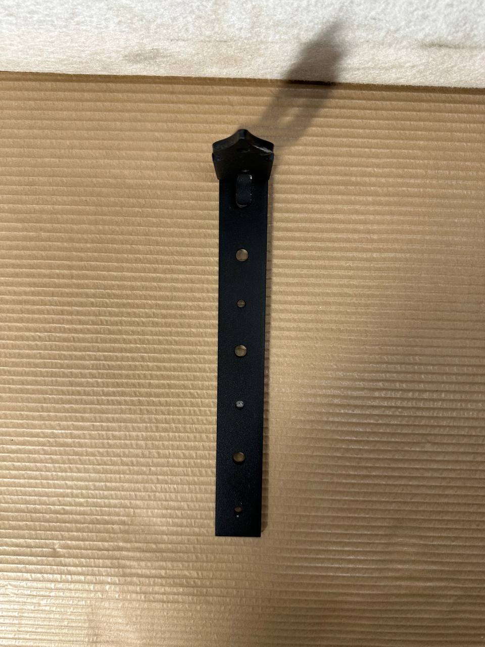 Simpson Strong‑Tie Torvtakkrok 120×280 mm – Sort- matt ZPRO