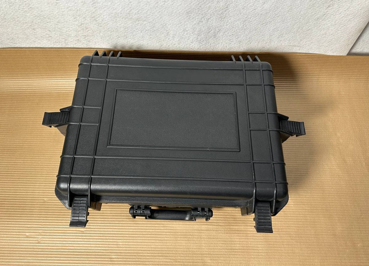 Vanntett og støtsikker koffert 50x39x21 cm med skuminnlegg