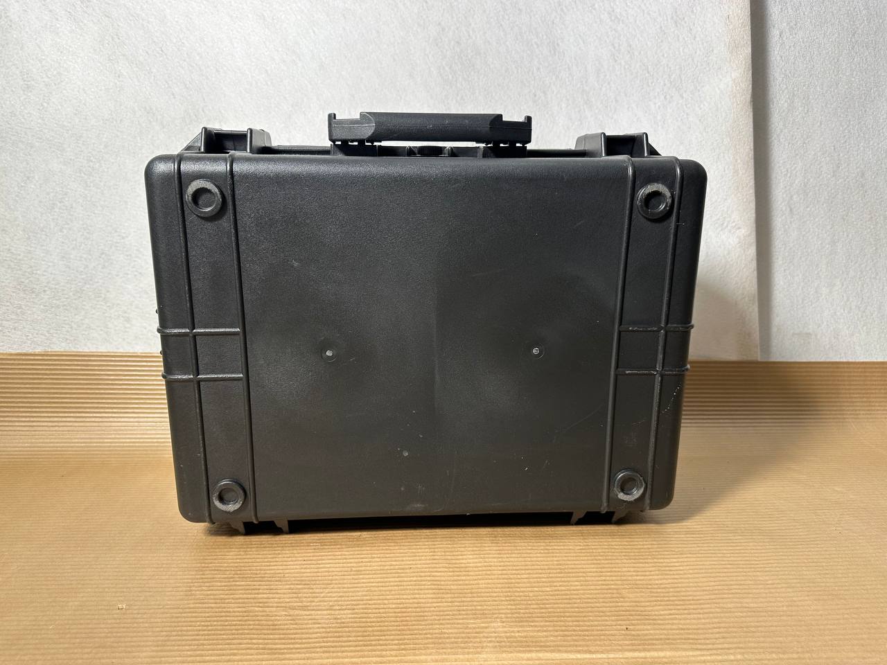 Vanntett og støtsikker koffert 50x39x21 cm med skuminnlegg