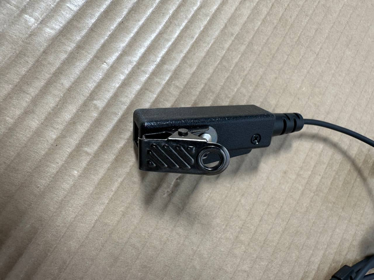 PTT Ørehøyttaler med mikrofon – kompatibel med walkie talkie