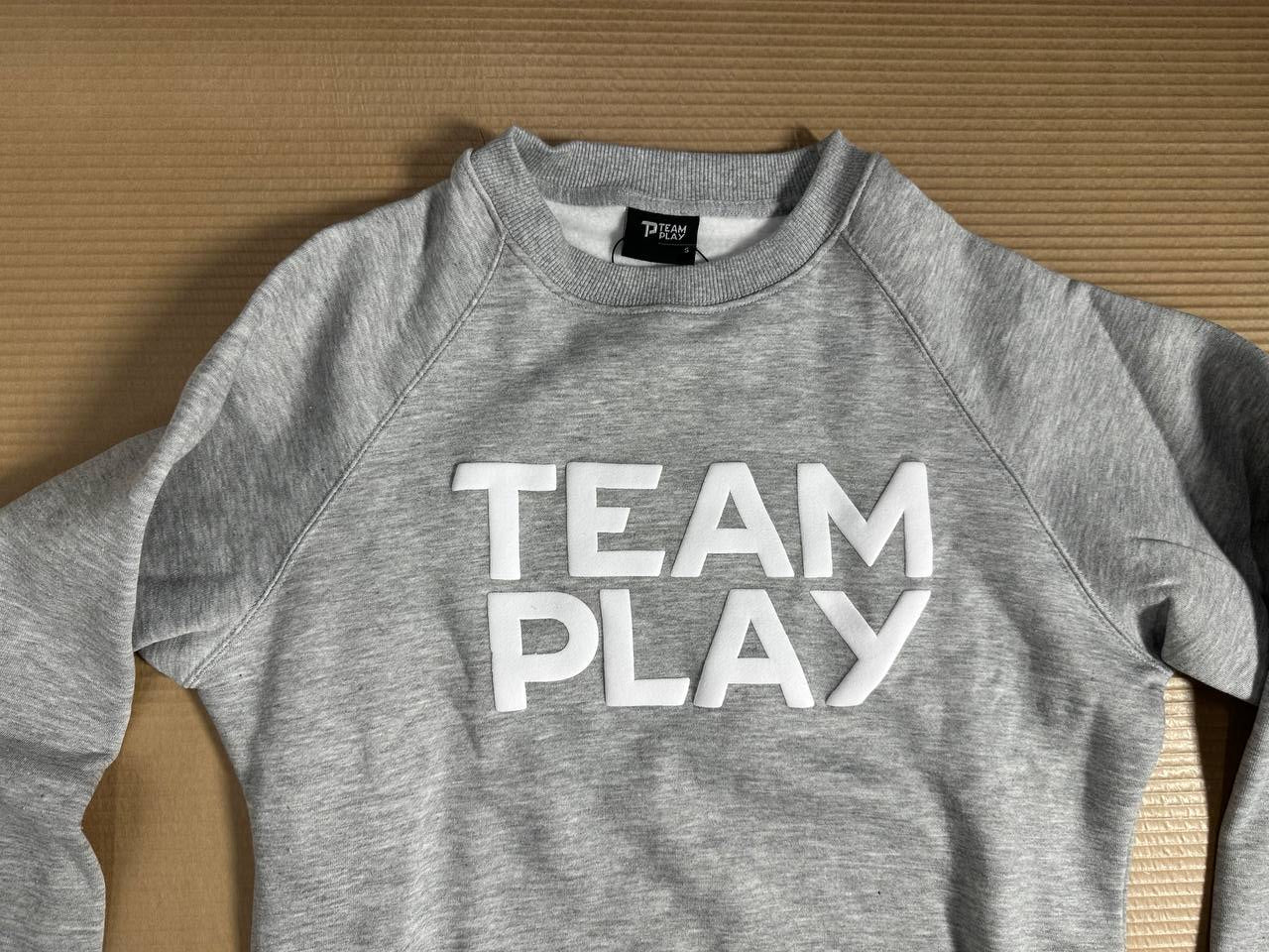 TEAM PLAY Grå Collegegenser Herre- EXTRA LARGE