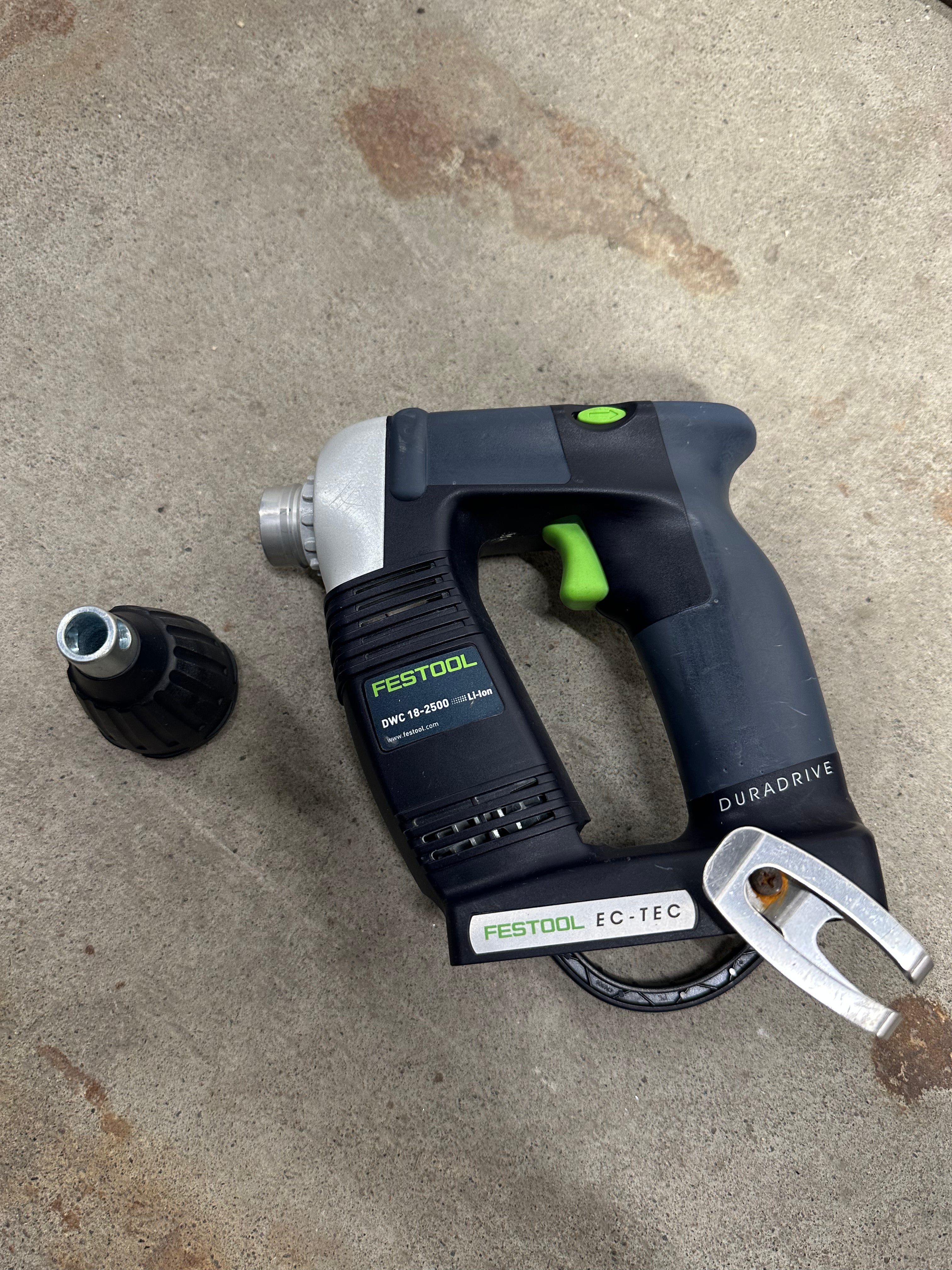 Festool DWC 18-2500 Skruautomat, AF 55 DWC magasininnsats, TCL 6 ladestasjon